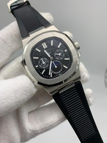 Patek Philippe Nautilus Black Dial High Version - 1:1 Mirror Replica