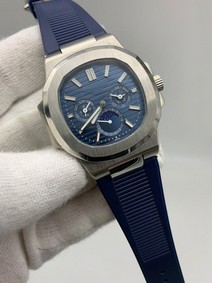 Patek Philippe Nautilus Blue Dial High Version - 1:1 Mirror Replica