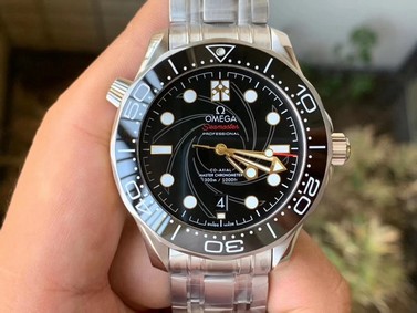 OMG0671A - Seamaster 300m James Bond 007 SS/SS OMF A8800 Replica Watch
