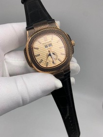 Patek Philippe Nautilus Engraved Gold Dial Chrono High Version Replica Watch