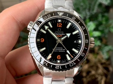 Planet Ocean 600M GMT 43.5mm VSF 1:1 Best Edition Black Dial Orange Markers on SS Bracelet A8605 Super Clone $388.00 Mirror Replica