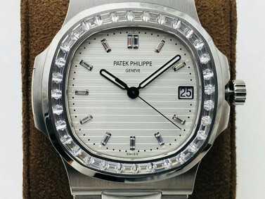 Nautilus Jumbo 5711 PF 1:1 Best Edition White Textured Dial Diamonds Bezel on SS Bracelet A324 Replica Watch